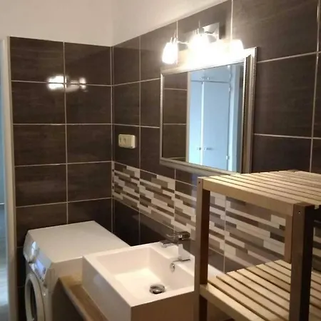 Se Zahradou V Protivine Apartment